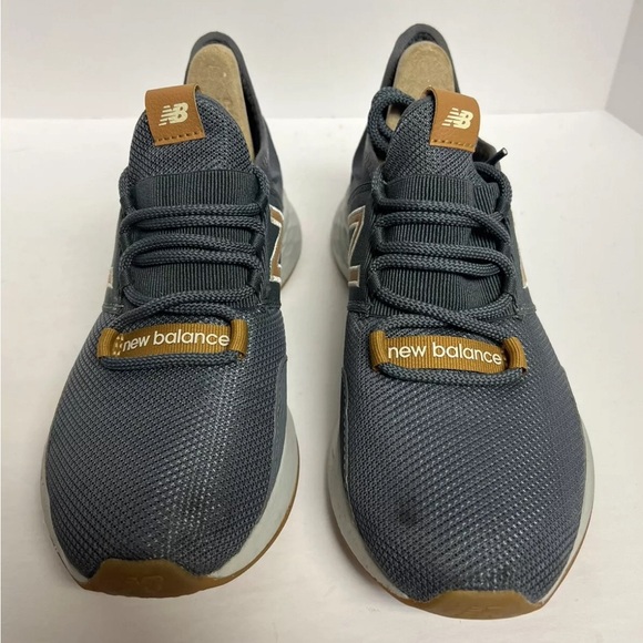 New Balance Men's Fresh Foam Roav Sneakers Gray, Size 7.5 M - Picture 3 of 6